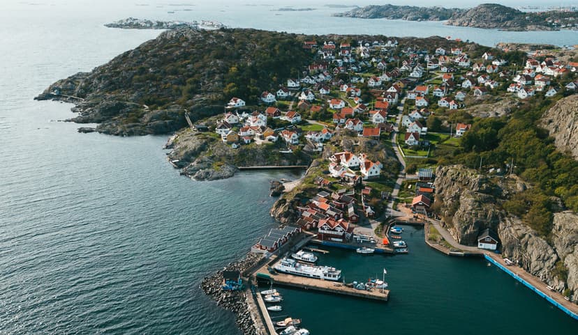Dyrön - Private Boat Shuttle Services